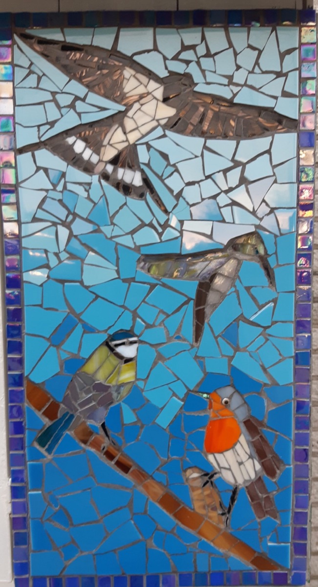 Minibieb met vogelmozaïek